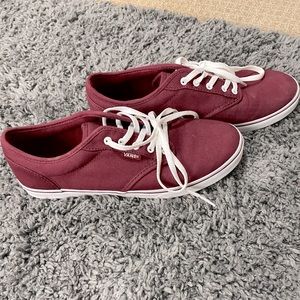 Brand new burgundy vans! 7.5W